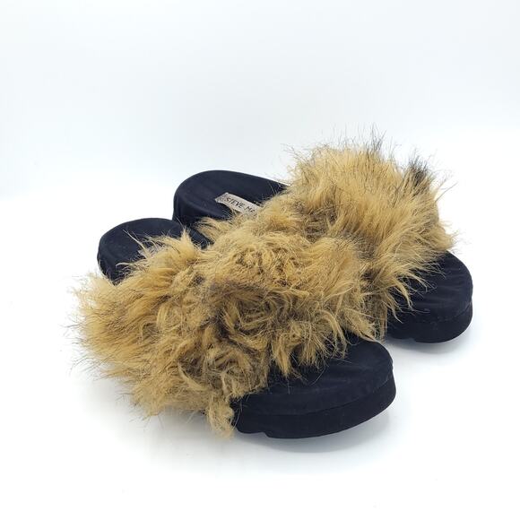Madden Women's Amari Faux Fur Slippers size 7 - Picture 2 of 9